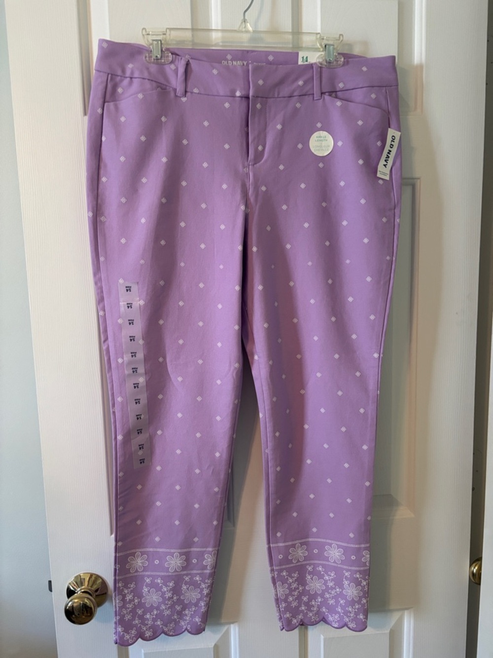 Old Navy Lavender Floral-Trim Cropped Pants